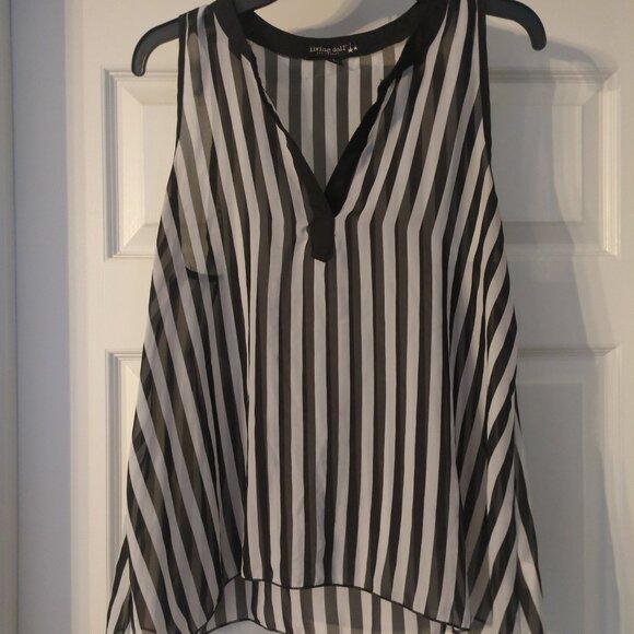 Living Doll Shirt Size Large - Picture 1 of 6